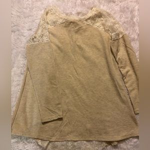 New without tags cream and lace sweater not sure of brand